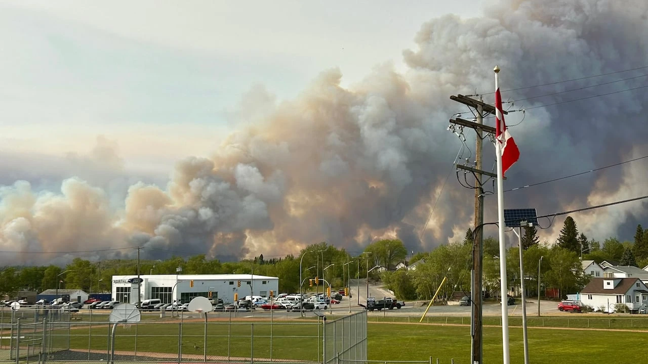 A year after worst wildfire season on record, Flin Flon residents recall evacuations