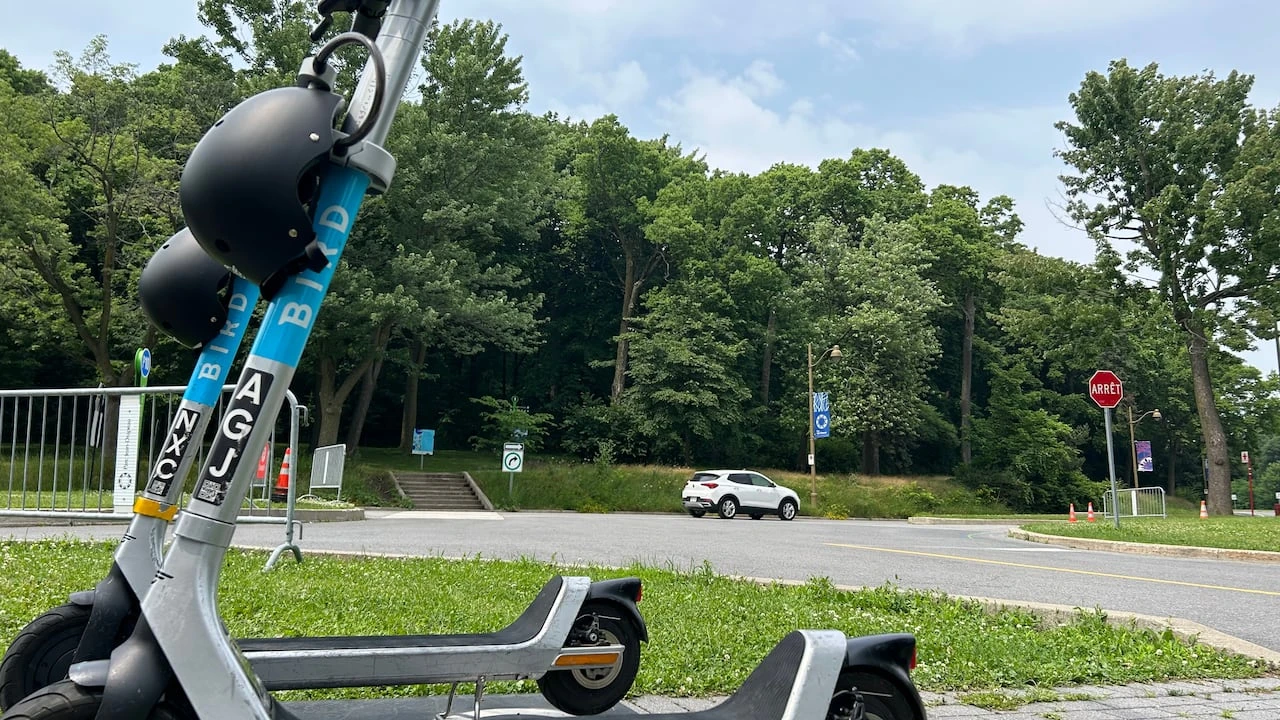 Quebec extends e-scooter pilot despite concerns from doctors