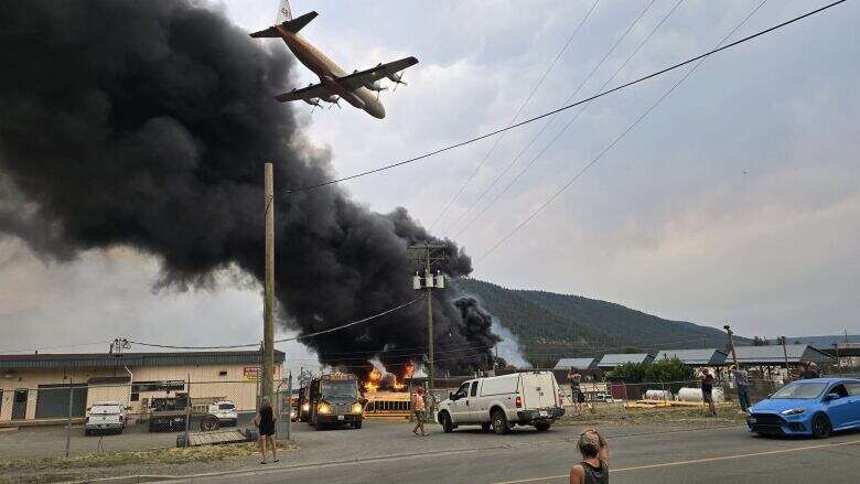 Barkerville, Bowron Lake and Wells evacuated; Crews fighting wildfire in Williams Lake