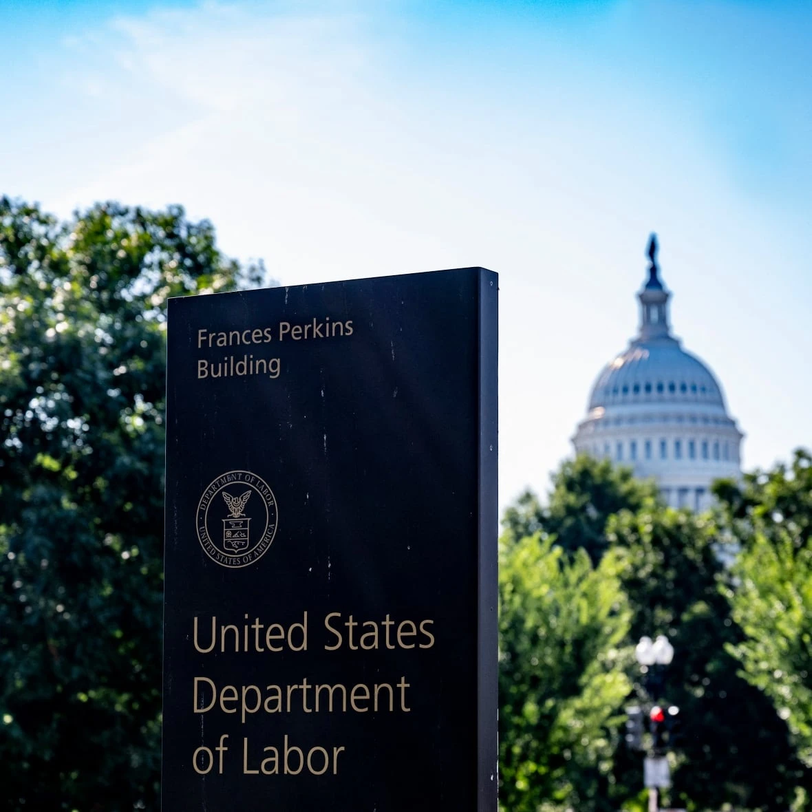 White House hopes monthly U.S. jobs report to continue despite claim by labour statistics nominee