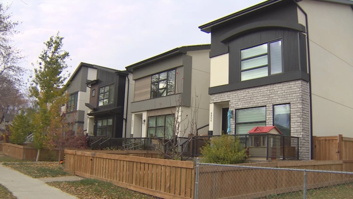 Edmonton sees record boom in housing starts, according to CMHC report
