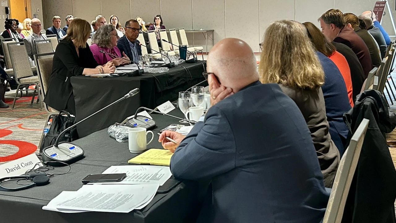 French immersion needs protection from politics, parents' group tells MLAs