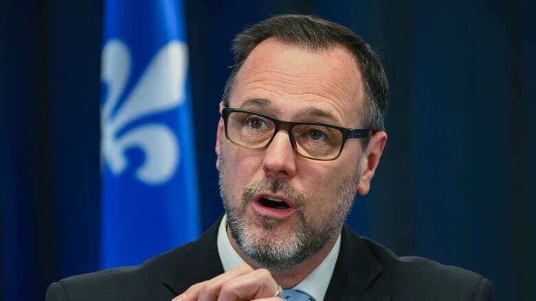 Quebec to table 'social contract' bill for immigrants amid cuts to integration programs