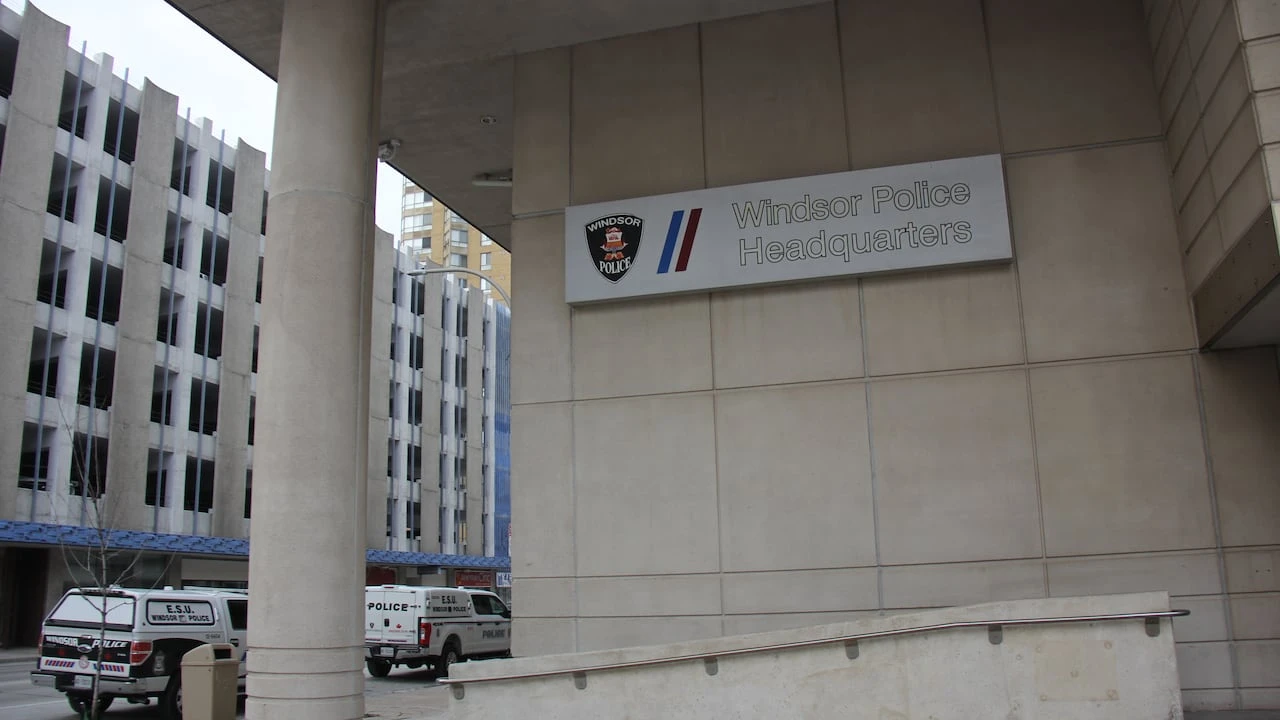 Windsor police charge rideshare driver with sexual assault, following passenger incident