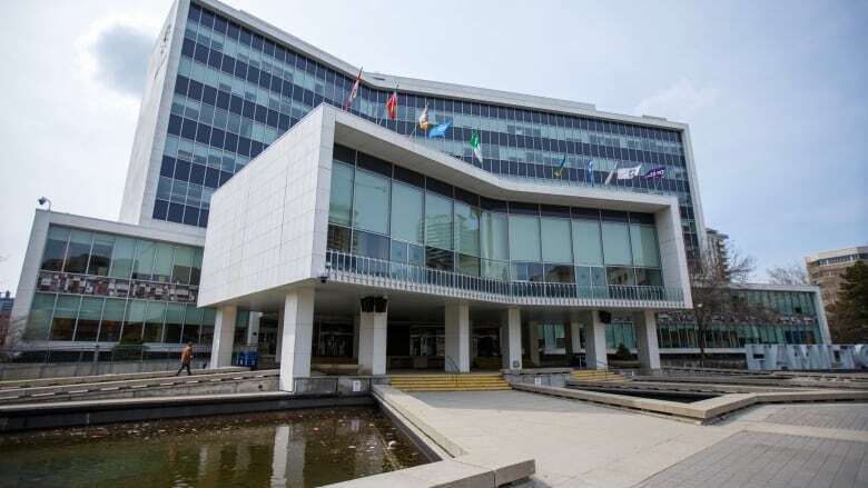 Is Hamilton city hall transparent? The mayor's task force wants to know