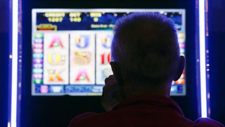 Opposition questions whether Manitoba government has really lifted its 'pause' on new gambling licences