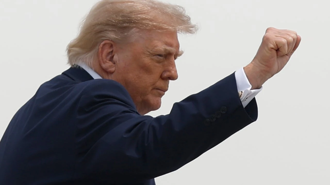Trump threatens Canada with increased tariffs over wildfire smoke