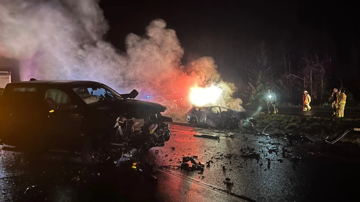 Car on fire? B.C. fire department says to pull over into centre median amid wildfire risk