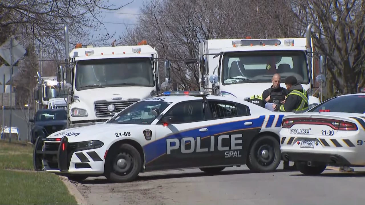 Collision with street sweeper leaves 1 person dead in Boucherville, Que.