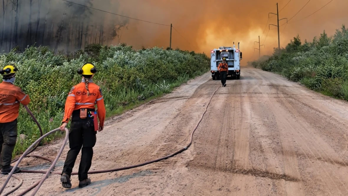 Power outages persist in 6 First Nations in northwestern Ontario, as supplies run low