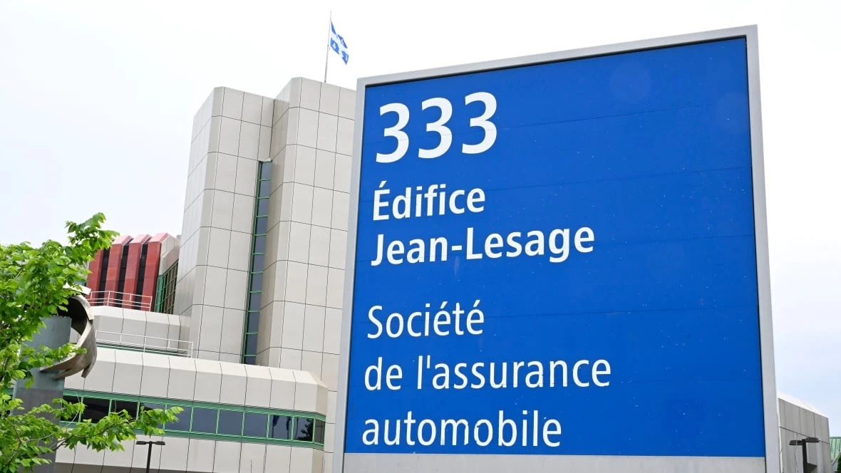 Legault's former top aide denies knowing about SAAQclic cost overruns