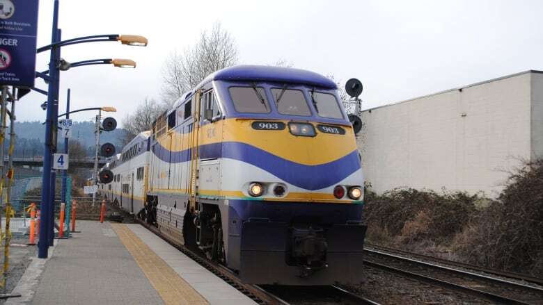 B.C.'s West Coast Express commuter train remains suspended amid work stoppage