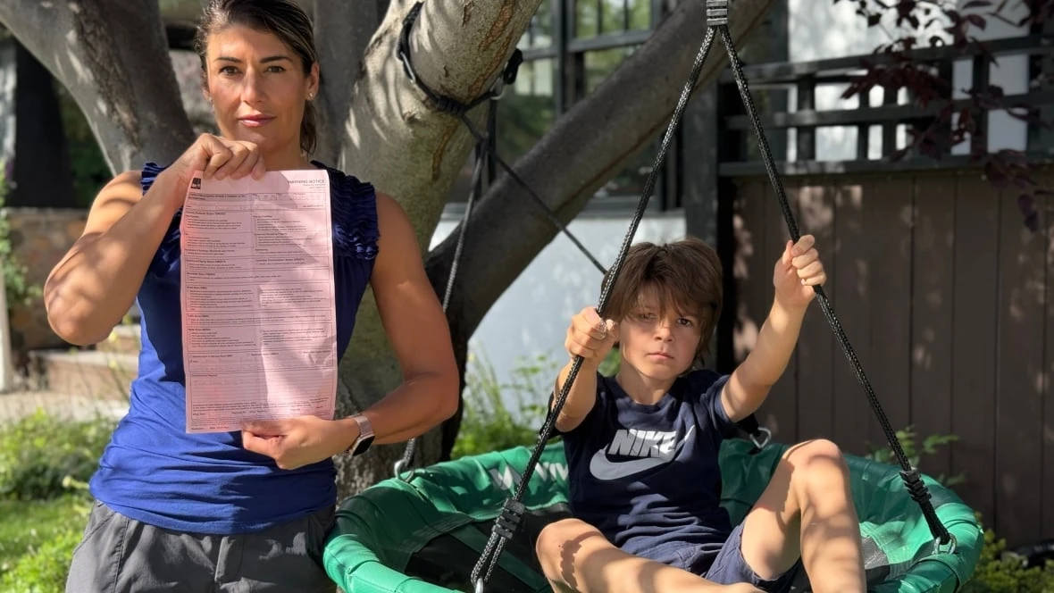 Calgary homeowner calls city's removal of tree swing 'a sad day for outdoor play'