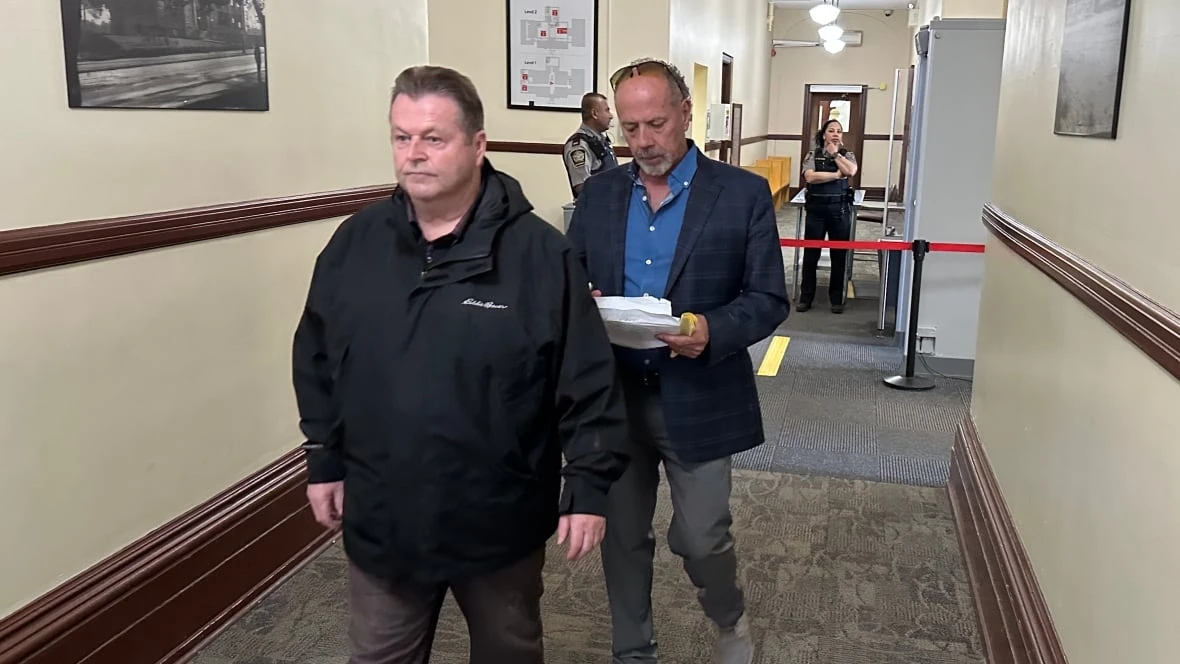 Pair sentenced for large fraud involving New Minas car dealership