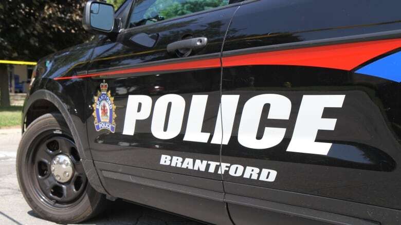 Judge acquits Brantford police officer of obstruction of justice but gives her a warning