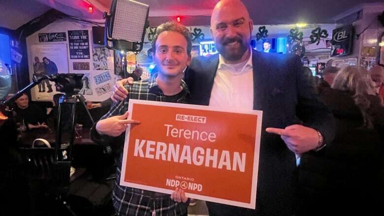 Against another big PC win, NDP keeps hold of London's orange core