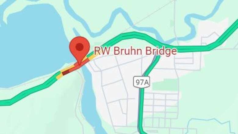 Semi-truck goes off bridge along Highway 1 near Sicamous, B.C.