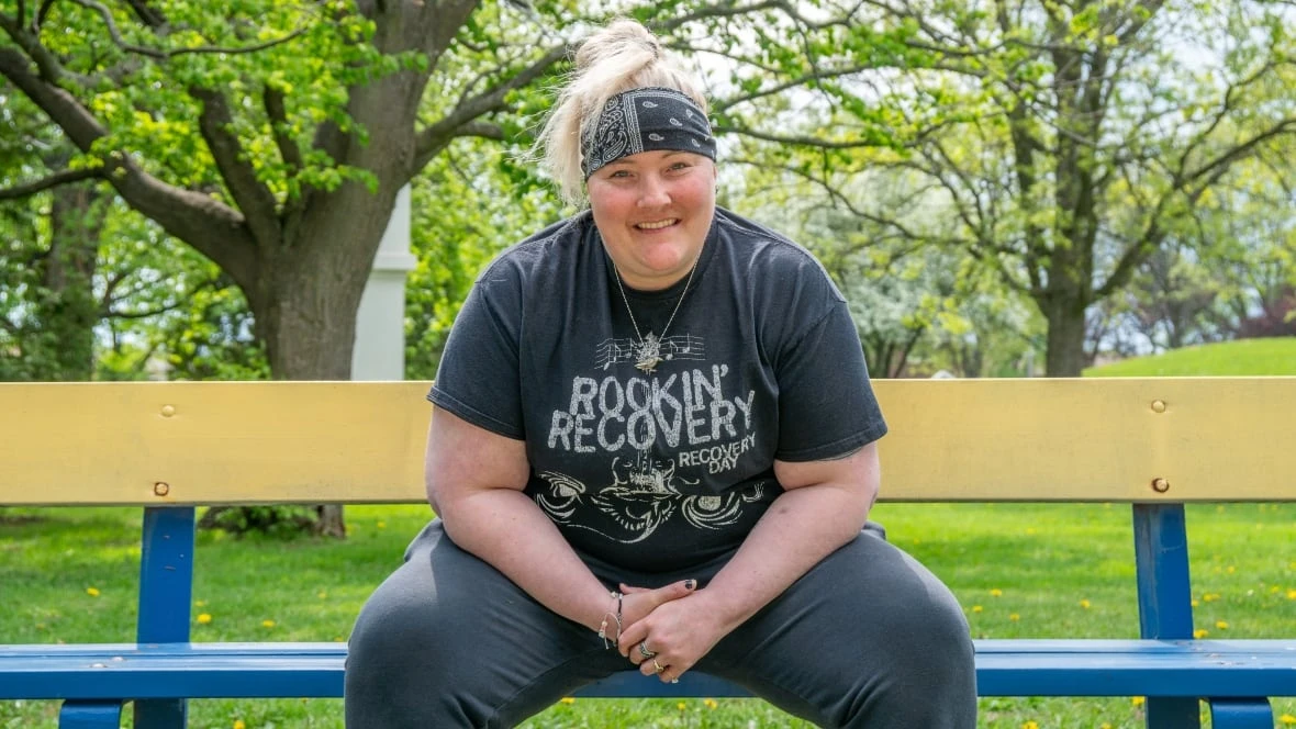 From addiction to high school graduation: Thunder Bay, Ont., woman shares story of recovery