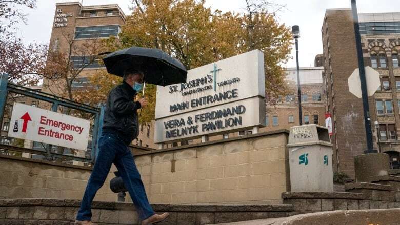 Toronto hospital left without heat or hot water cancels non-essential activities