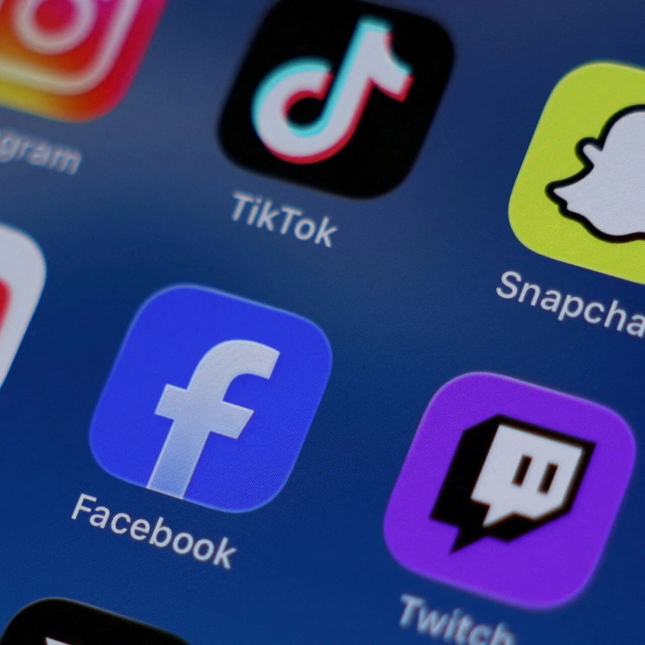 You asked, we answer: Canada's new social media rules for kids