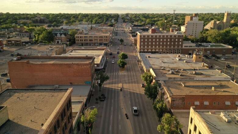 Mid-sized cities could play out-sized role in Sask. election, experts say