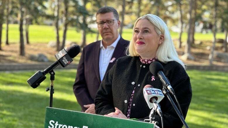 Sask. Party plan fertility treatment tax credit, HPV screening, while NDP target $203M payroll system