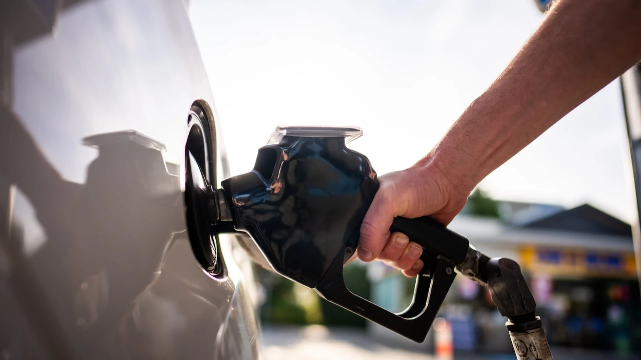 High gas prices are reshaping how Canadians and Americans buy, rent vehicles