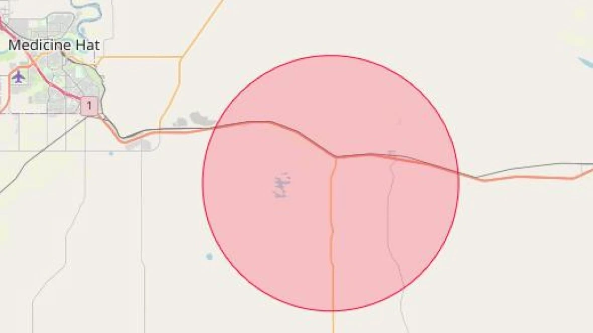 Alberta Emergency Alert for wildfire requiring evacuation in Cypress County