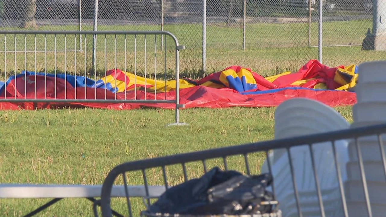 Child in critical condition after bouncy castle carried away by the wind in Montreal