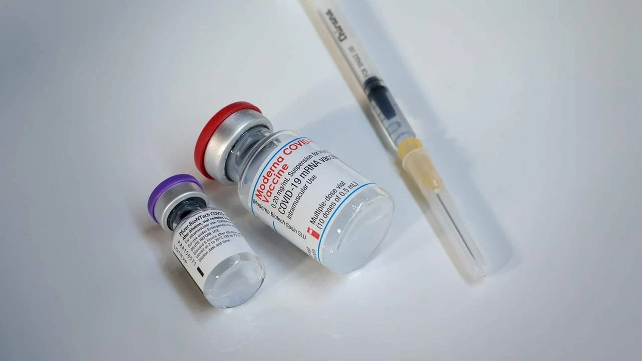 COVID-19: Is it OK to mix Pfizer-BioNTech and Moderna vaccines?