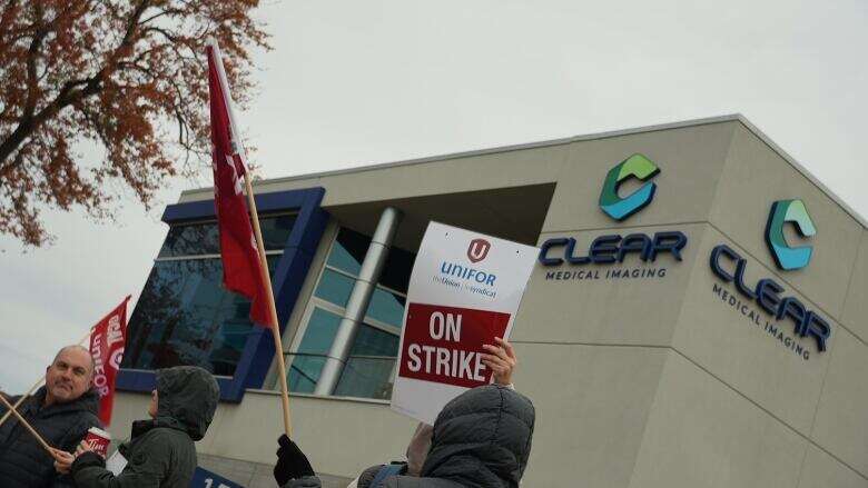 Striking workers at Windsor-area private imaging clinics vote on 'final offer' starting Wednesday