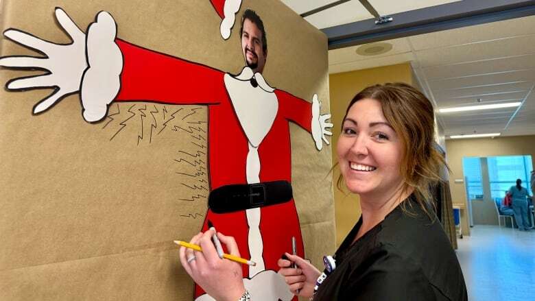 Staff at Swift Current hospital combat post-pandemic tension with holiday decorating