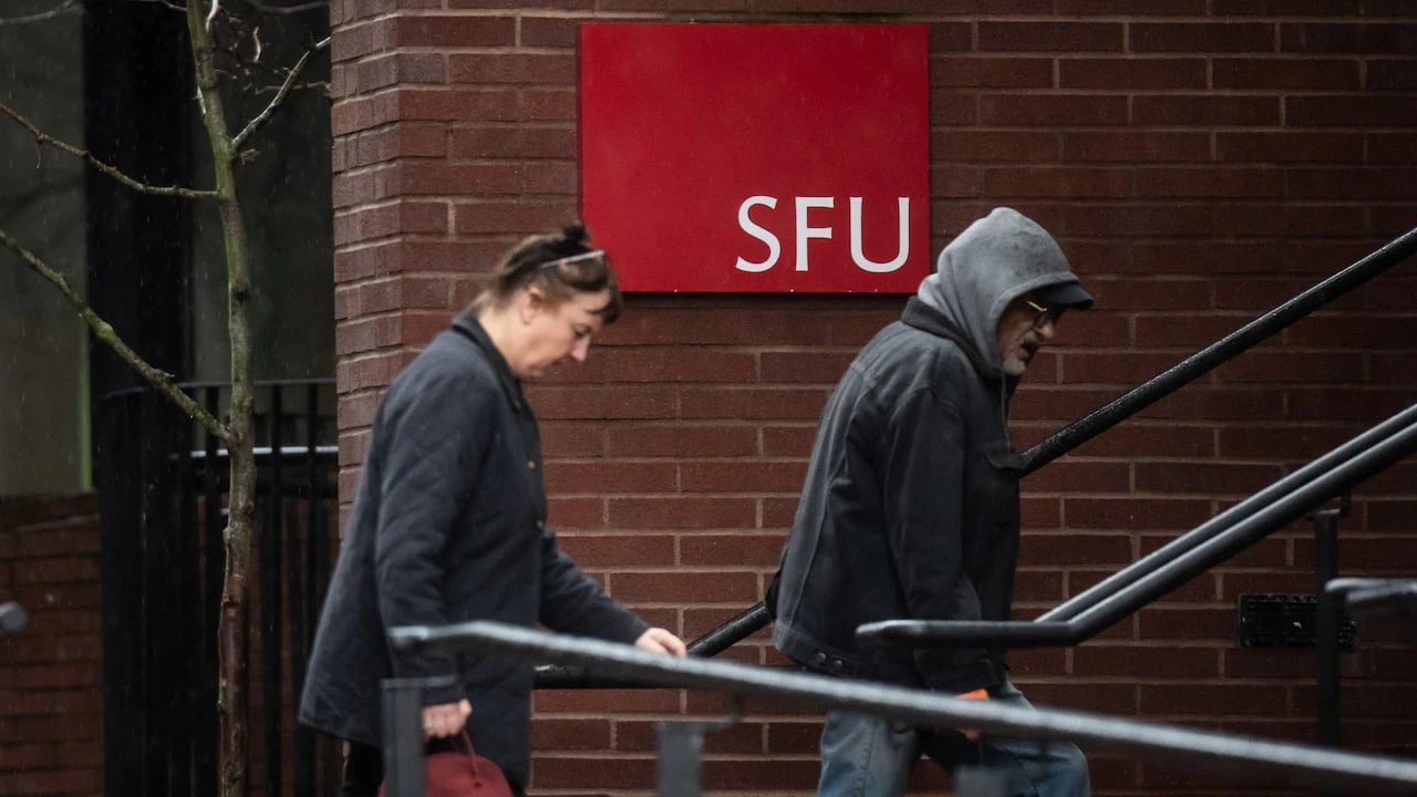 Simon Fraser University's application to rejoin U Sports athletic conference provisionally accepted