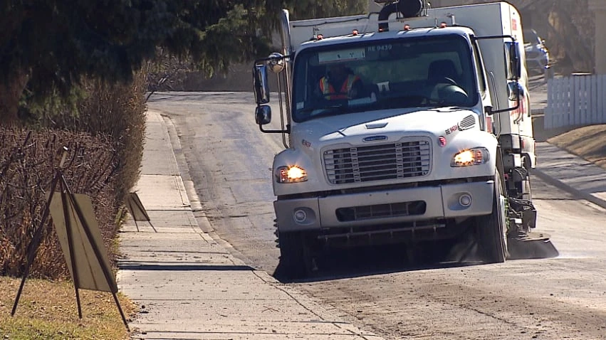 Annual street sweeping program gets underway in Calgary