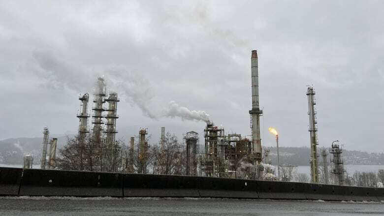 Parkland report outlines lessons learned from refinery emission that spread stench across Metro Vancouver