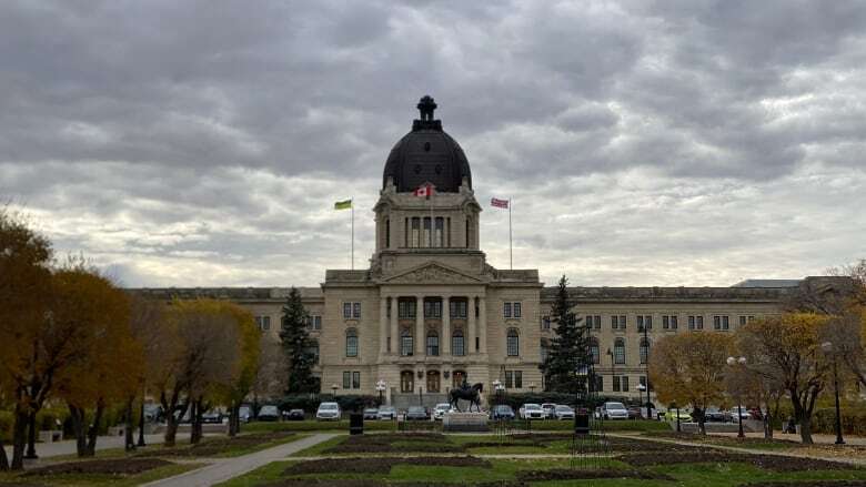 Sask.'s public debt — almost $20B and growing — nearly absent from election campaign spotlight