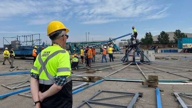 'We're going to have a great 5 days': Travelling crew sets up for the Queen City Ex