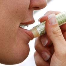 Does lip balm work? What dermatologists say