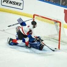 Canada gets revenge on Czechs, to battle U.S. for gold supremacy at women's U18 hockey worlds