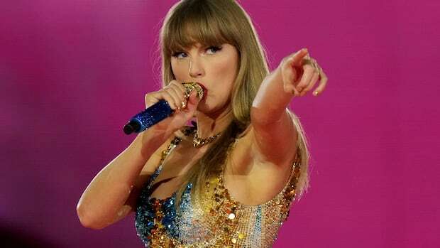 Joy, tears, deafening applause as Taylor Swift takes Toronto