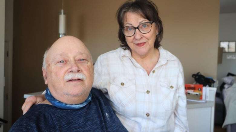 ER staff should have helped, says Quebec man stranded outside hospital with sudden paralysis