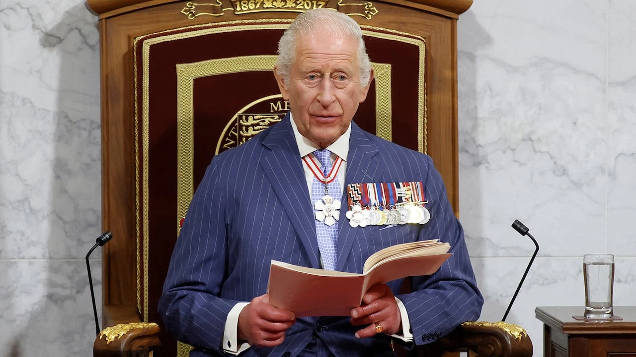King hails ‘strong and free’ Canada in historic throne speech