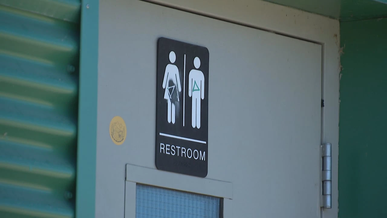 Renewed calls for more public washrooms in downtown Yellowknife