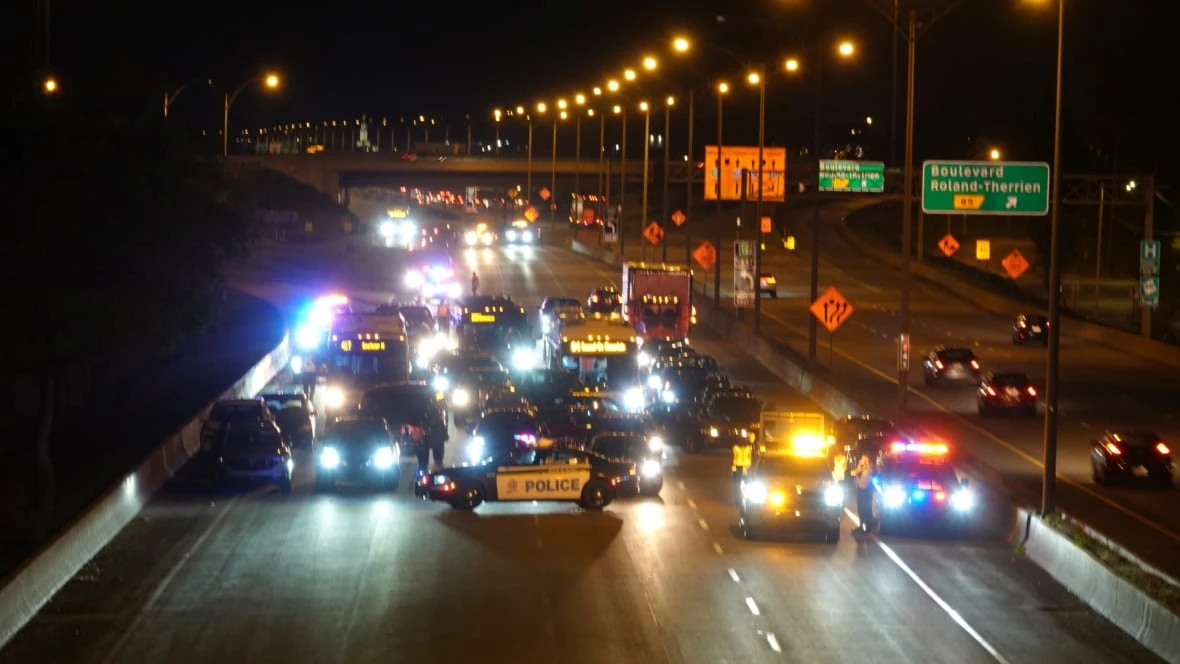 Man struck and killed on highway on Montreal's South Shore