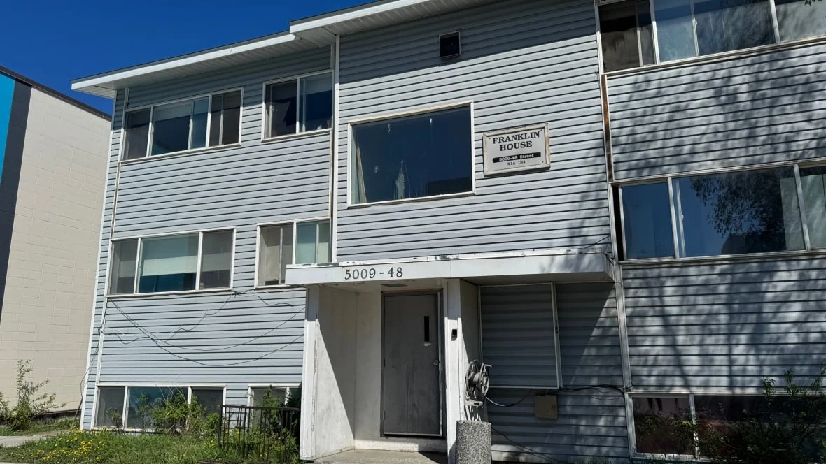 Fire at Yellowknife's Franklin House apartments started in AC unit