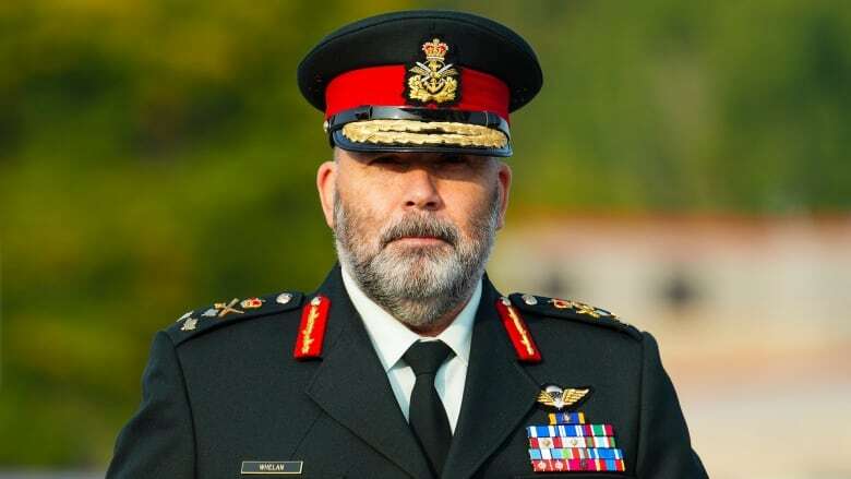 Top military officer Steven Whelan fights dishonourable discharge in Federal Court