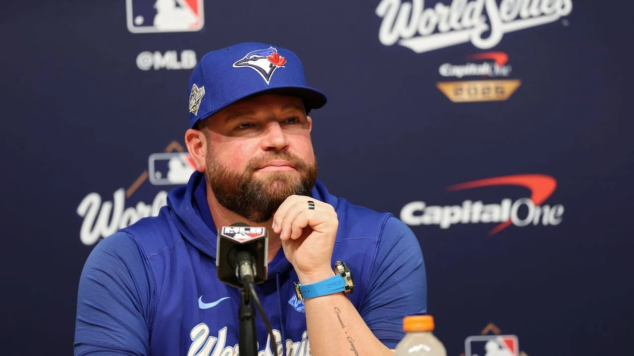 Guerrero outshines Ohtani, giving Blue Jays a 6-2 win to even World Series