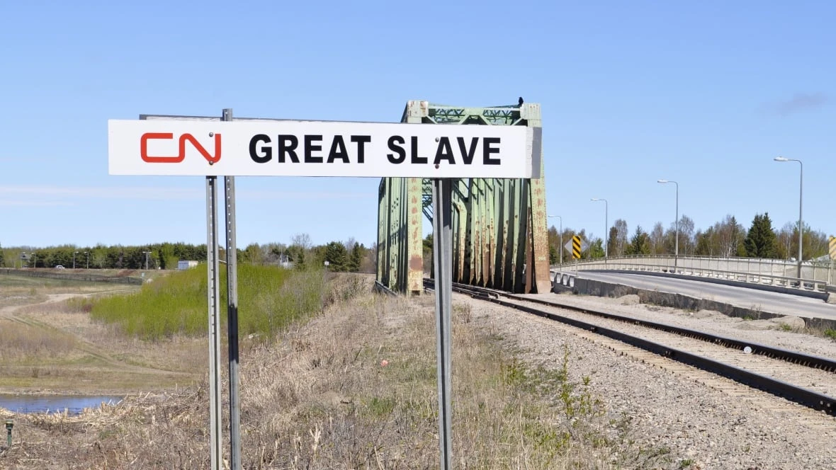 Regulator dismisses N.W.T.'s bid for CN Rail to repair damaged line in South Slave