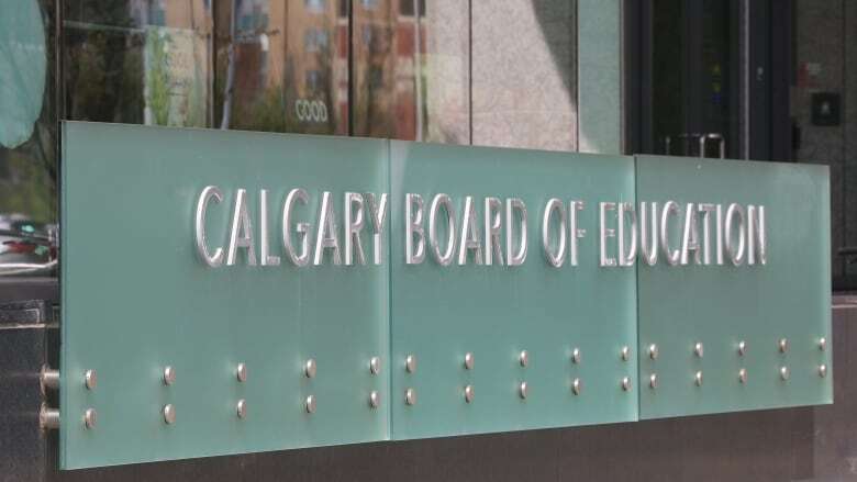 Judge certifies class-action lawsuit against CBE and 2 Calgary teachers accused of sexual abuse