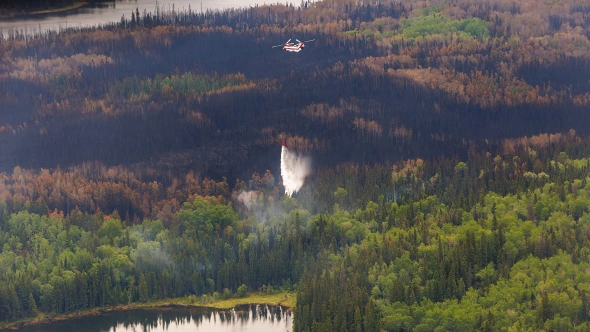 Premier to give Manitoba wildfire update Monday